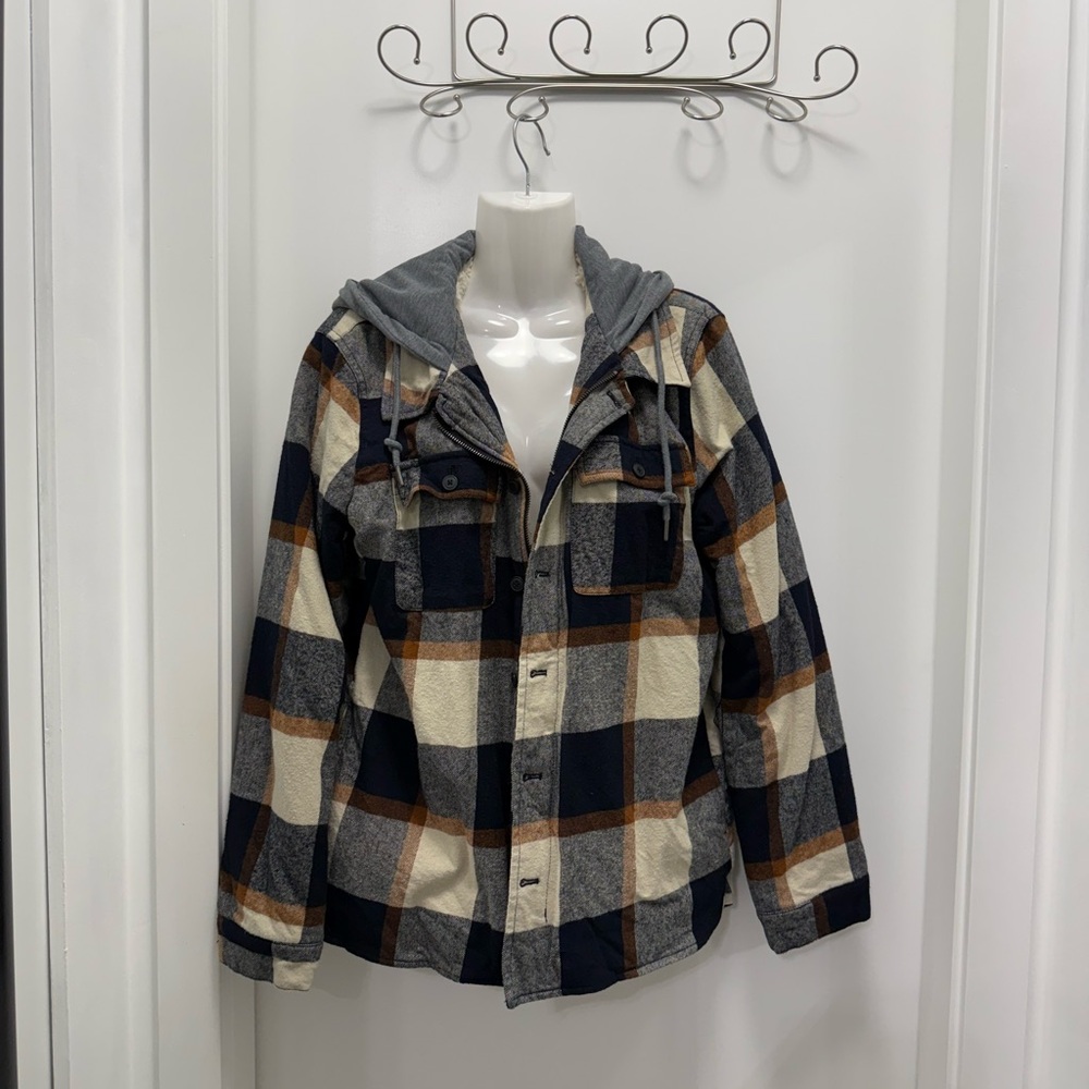 BNWOT Unisex Levi's Cozy Sherpa-Lined Jacket With Attached Hood Size M